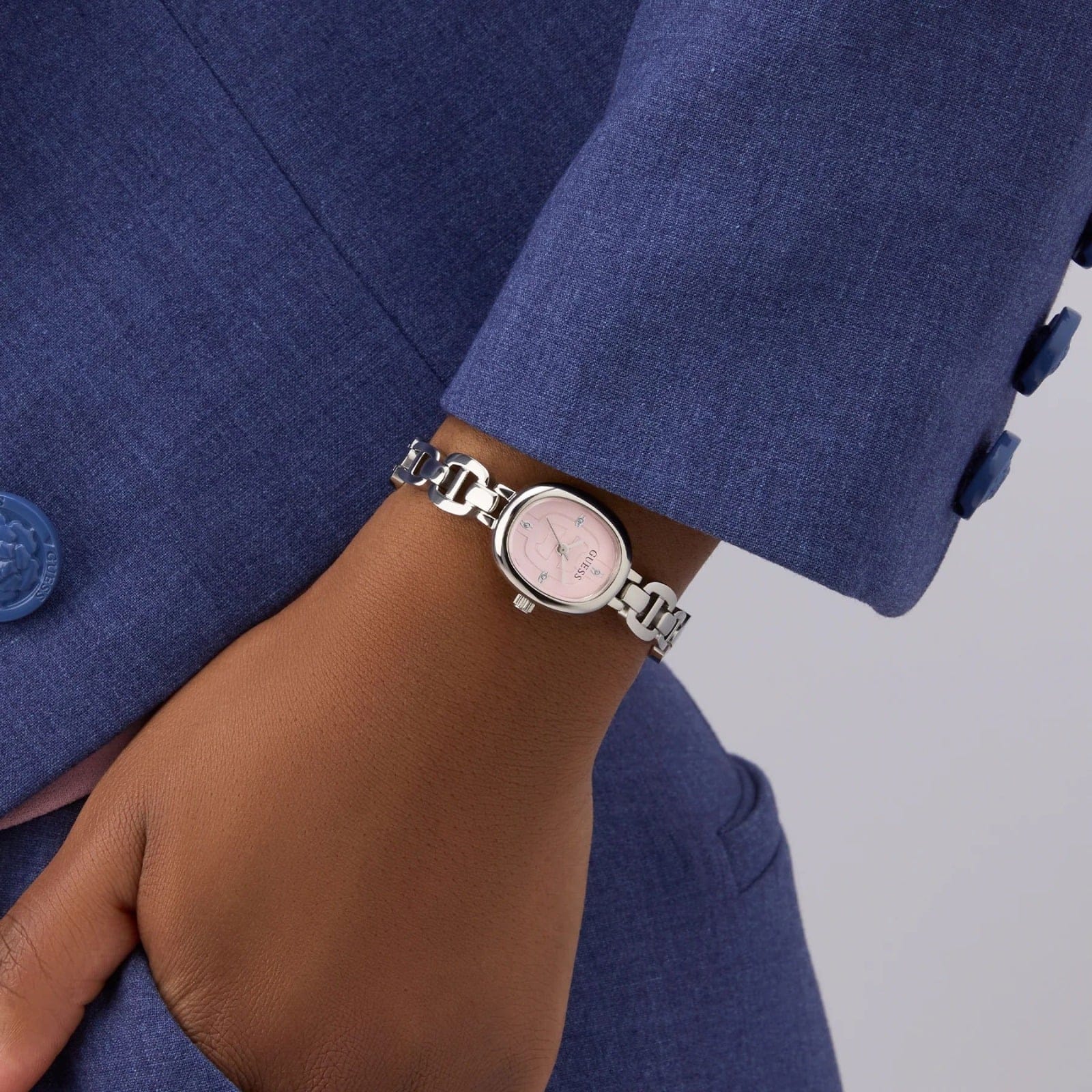 GUESS GUGW0982L1 Kadın KOL SAATİ 5