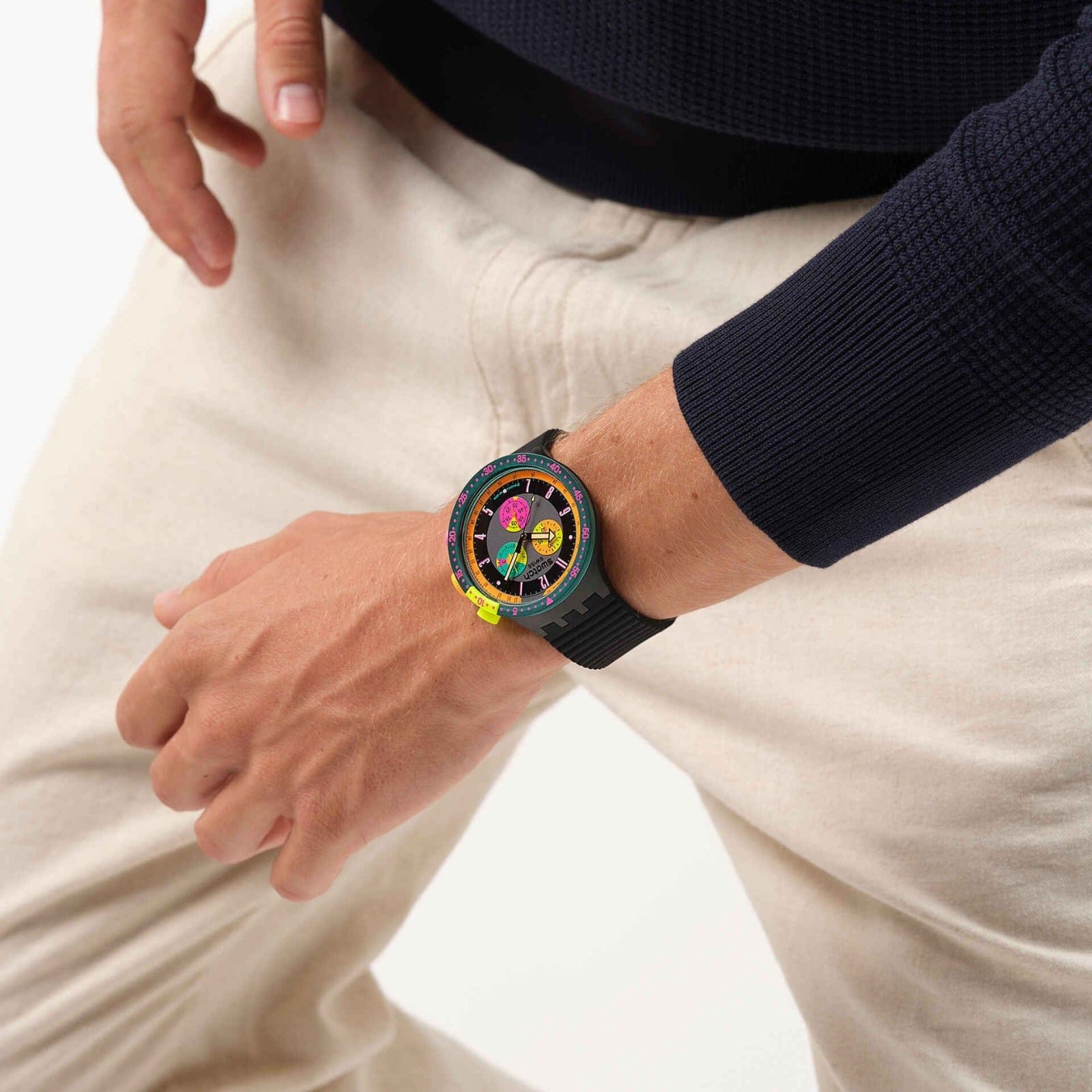 SWATCH SB02B104 Erkek KOL SAATİ 4