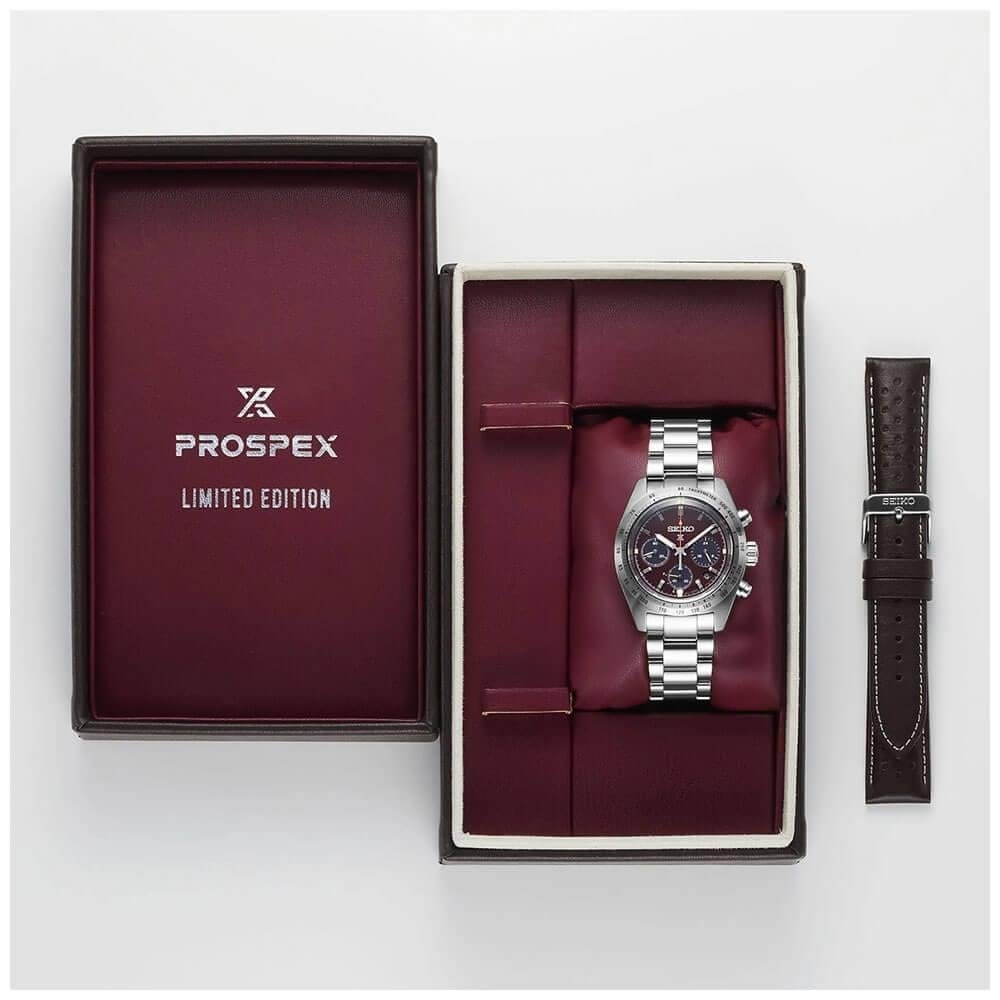 Seiko Prospex Speedtimer Solar Factory Red SSC953P Limitli Üretim Solar Erkek Kol Saati 5